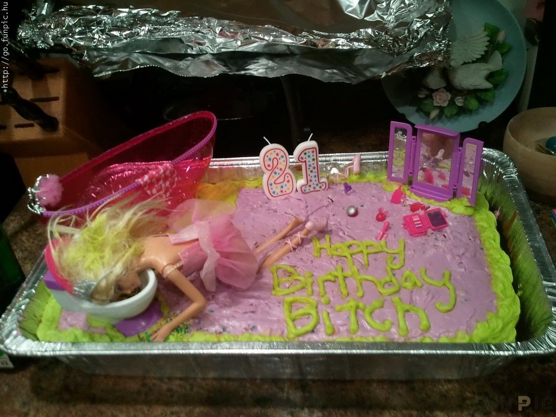 Что можно попросить на 15. Торт на др подруге. Торт подруге на день рождения. Смешной торт для подруги. Что попросить на день рождения.